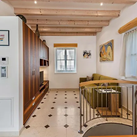 Villa Dependance Runkelstein *